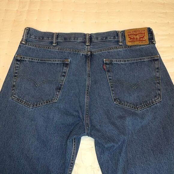 Levi's 505 Classic Straight Leg High Rise Jeans Men's 38x30 (Fits 38x29) | Blue - Picture 5 of 12